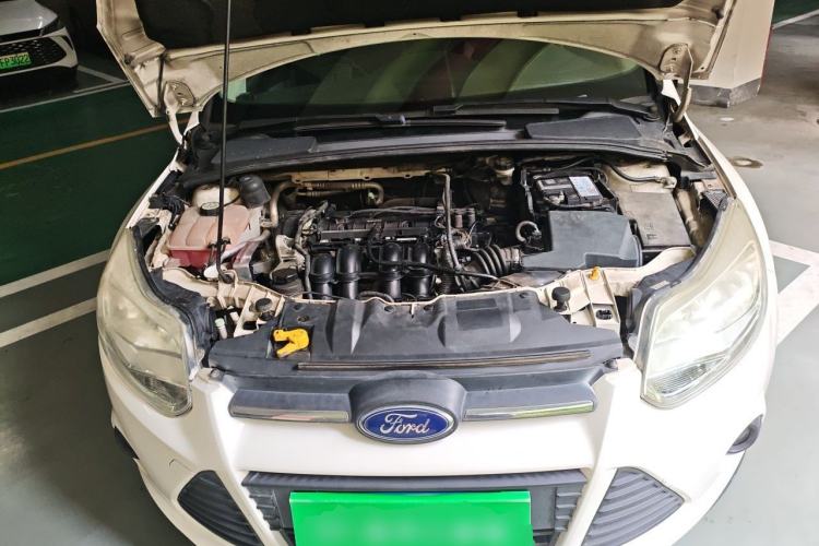 Used Ford Focus 2012 Hatchback 1.6L Automatic Comfort Model Engine Bay