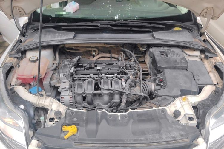 Used Ford Focus 2012 Sedan 1.6L Manual Comfort Model Engine Bay