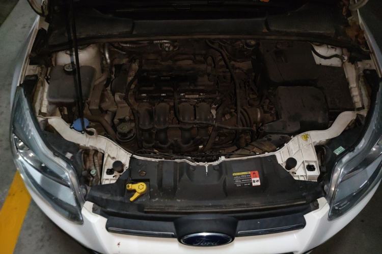 Used Ford Focus 2012 Hatchback 1.6L Automatic Fashion Edition Engine Bay