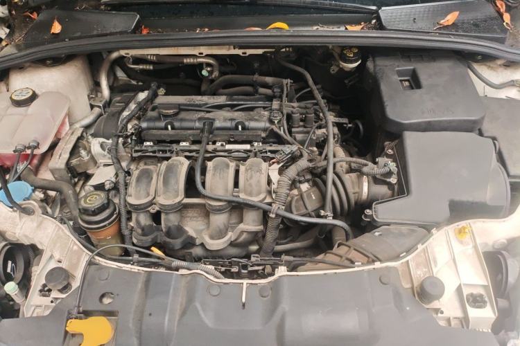 Used Ford Focus 2012 Sedan 1.6L Automatic Comfort Model Engine Bay