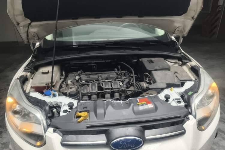 Used Ford Focus 2012 Hatchback 1.6L Automatic Comfort Model Engine Bay