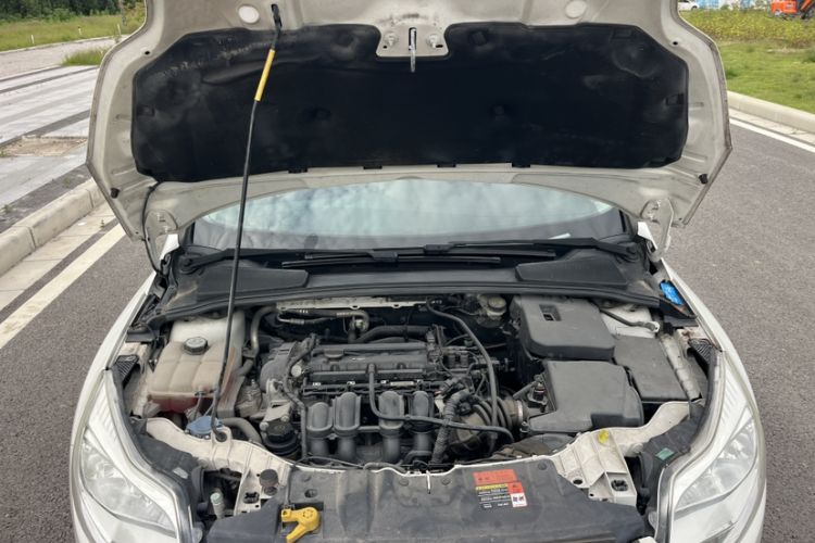 Used Ford Focus 2012 Hatchback 1.6L Automatic Comfort Model Engine Bay