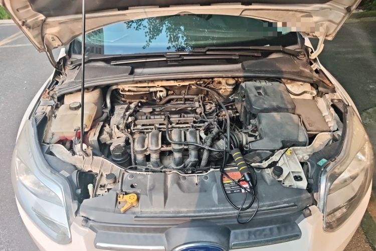 Used Ford Focus 2012 Sedan 1.6L Automatic Comfort Model Engine Bay