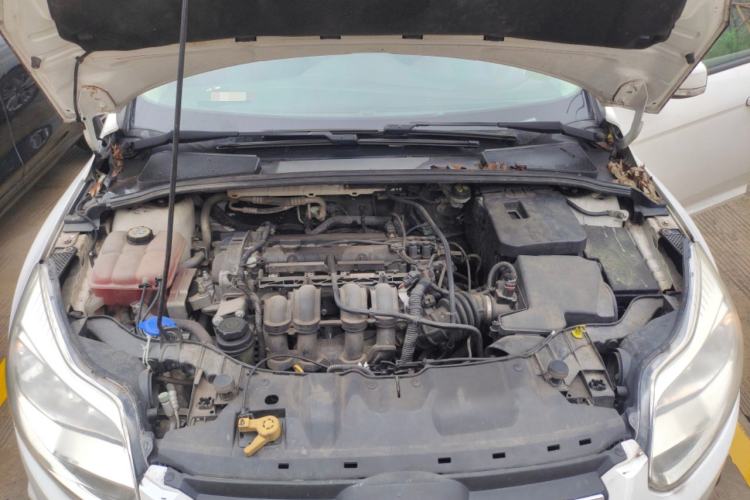Used Ford Focus 2012 Sedan 1.6L Automatic Comfort Model Engine Bay