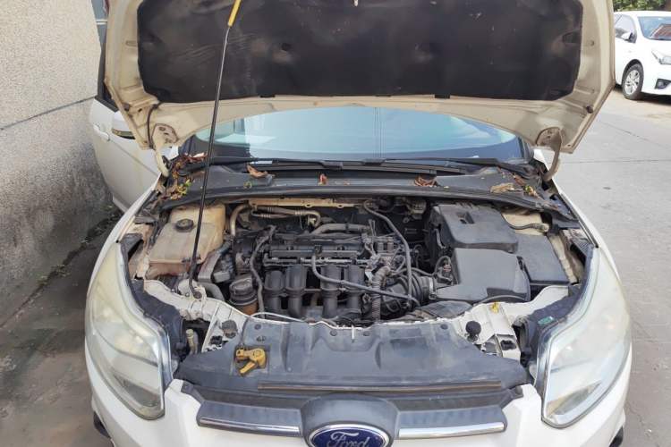 Used Ford Focus 2012 Hatchback 1.6L Automatic Comfort Model Engine Bay
