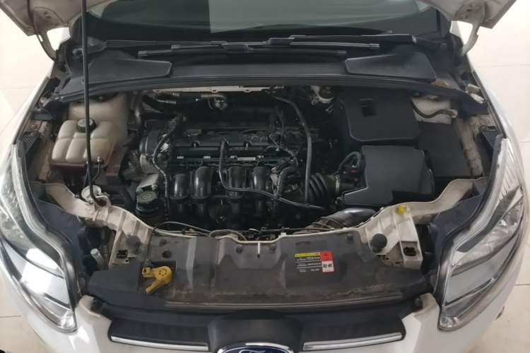Used Ford Focus 2012 Hatchback 1.6L Automatic Fashion Edition Engine Bay