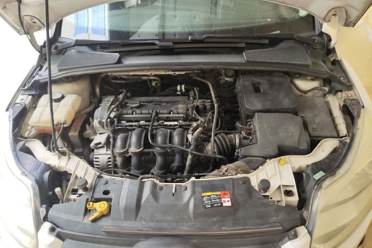 Used Ford Focus 2012 Sedan 1.6L Manual Comfort Model Engine Bay