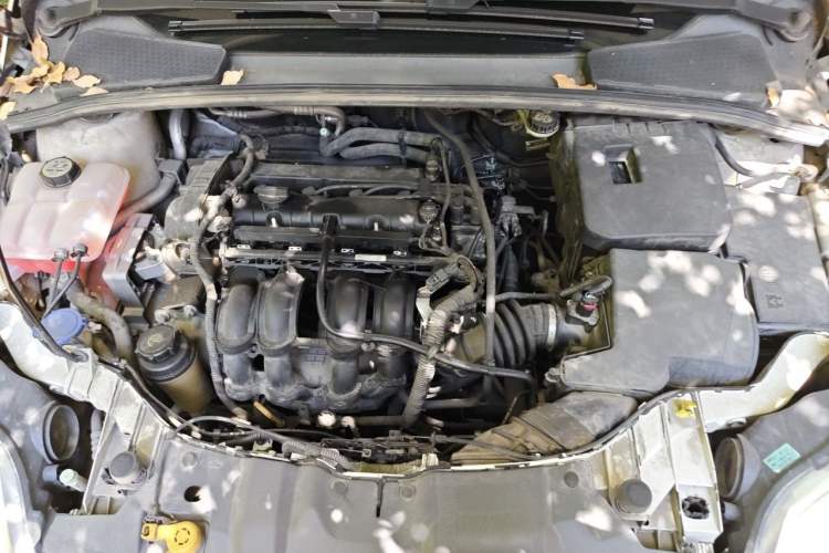 Used Ford Focus 2012 Sedan 1.6L Automatic Comfort Model Engine Bay
