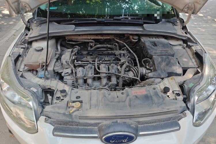 Used Ford Focus 2012 Hatchback 1.6L Manual Comfort Model Engine Bay