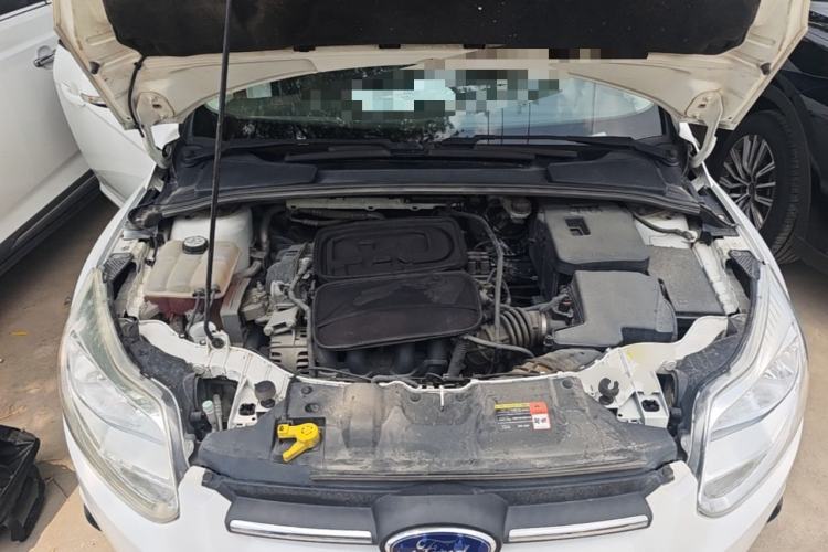 Used Ford Focus 2012 Sedan 1.6L Manual Comfort Model Engine Bay