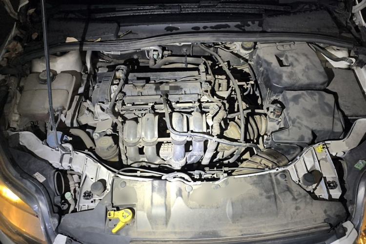 Used Ford Focus 2012 Sedan 1.6L Automatic Comfort Model Engine Bay