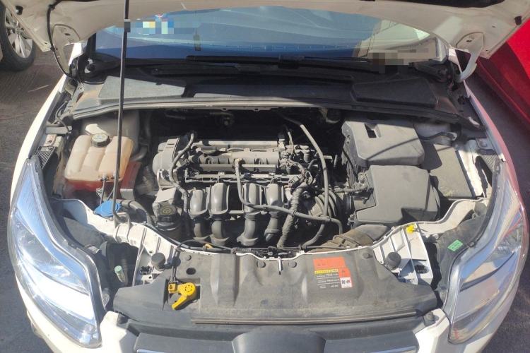 Used Ford Focus 2012 Hatchback 1.6L Automatic Fashion Edition Engine Bay
