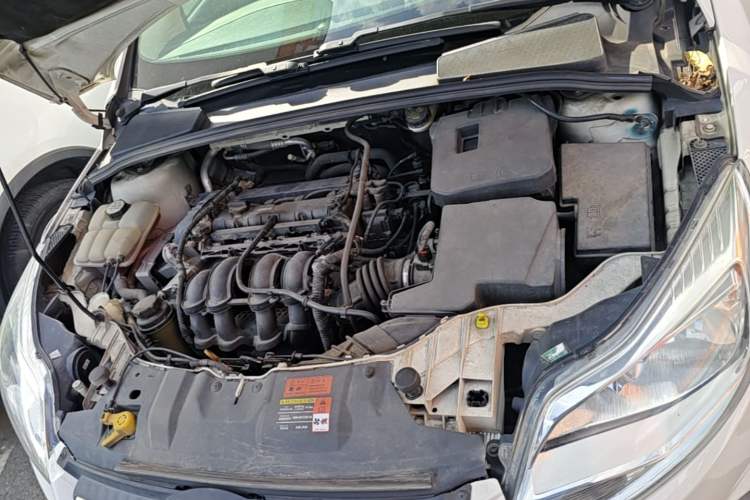 Used Ford Focus 2012 Hatchback 1.6L Automatic Comfort Model Engine Bay