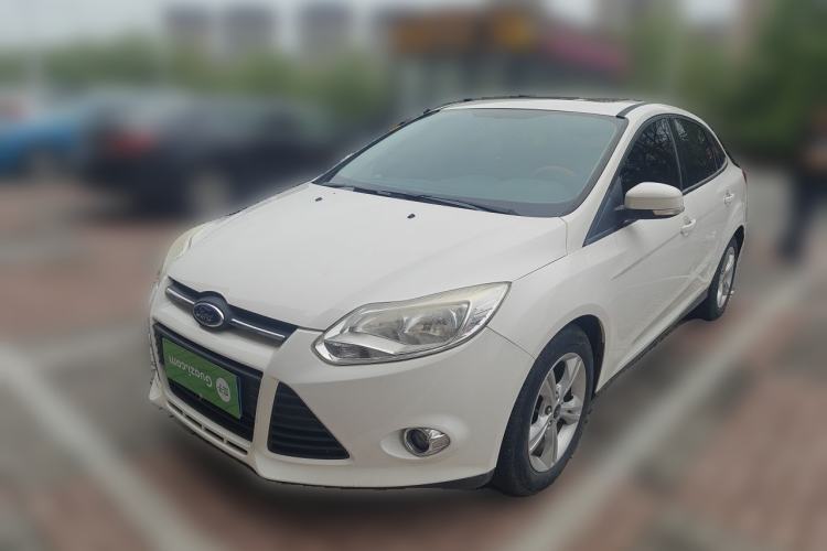 Used Ford Focus 2012 Sedan 1.6L Automatic Fashion Edition Guazi used car, China used car export, Used car for sale, Used cars, Cheapest cars for sale