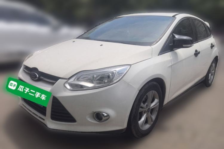Used Ford Focus 2012 Hatchback 1.6L Automatic Fashion Edition Guazi used car, China used car export, Used car for sale, Used cars, Cheapest cars for sale