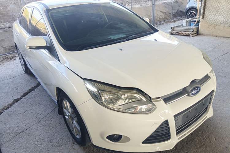 Used Ford Focus 2012 Sedan 1.6L Automatic Comfort Model Exterior 1