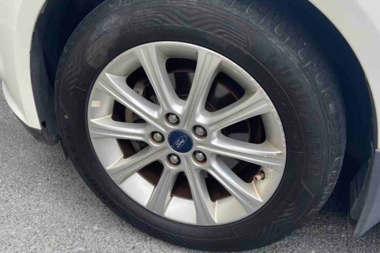 Used Ford Focus 2012 Sedan 2.0L Automatic Flagship Model Exterior 1