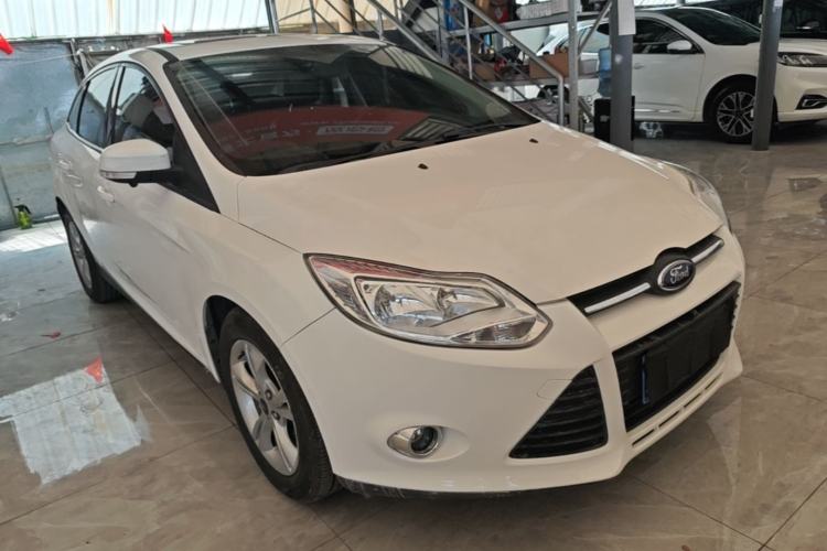 Used Ford Focus 2012 Sedan 1.6L Automatic Fashion Edition Exterior 1