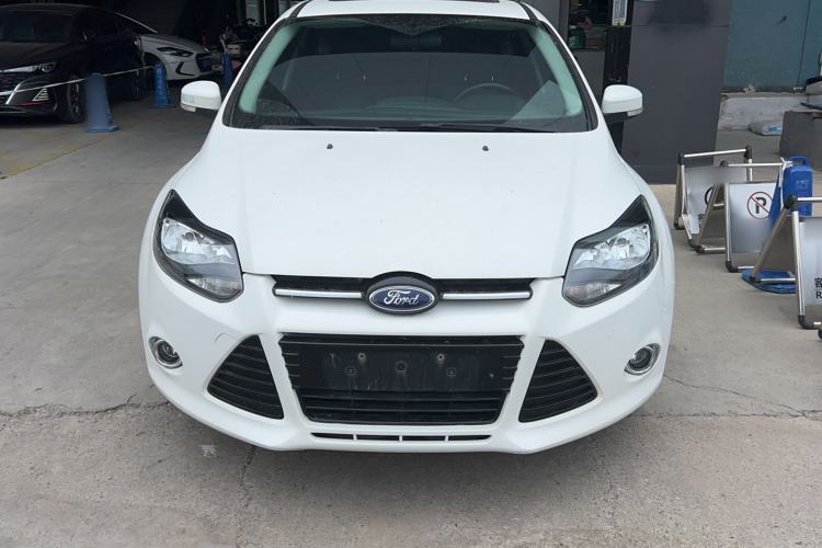 Used Ford Focus 2012 Hatchback 2.0L Automatic Luxury Sport Model Exterior 1