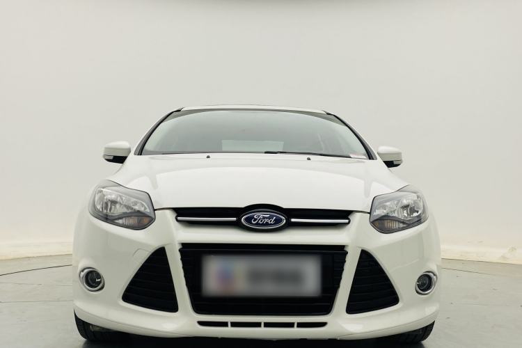 Used Ford Focus 2012 Hatchback 2.0L Automatic Luxury Sport Model Exterior 2