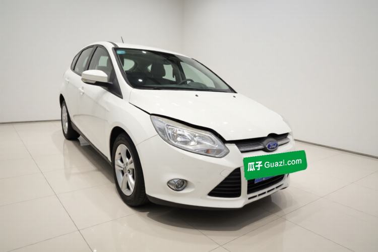 Used Ford Focus 2012 Hatchback 1.6L Automatic Fashion Edition Exterior 2