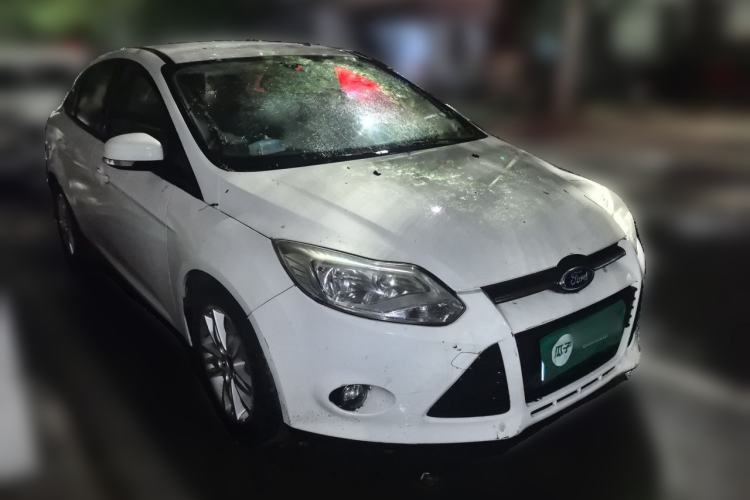 Used Ford Focus 2012 Sedan 1.6L Manual Comfort Model Exterior 2