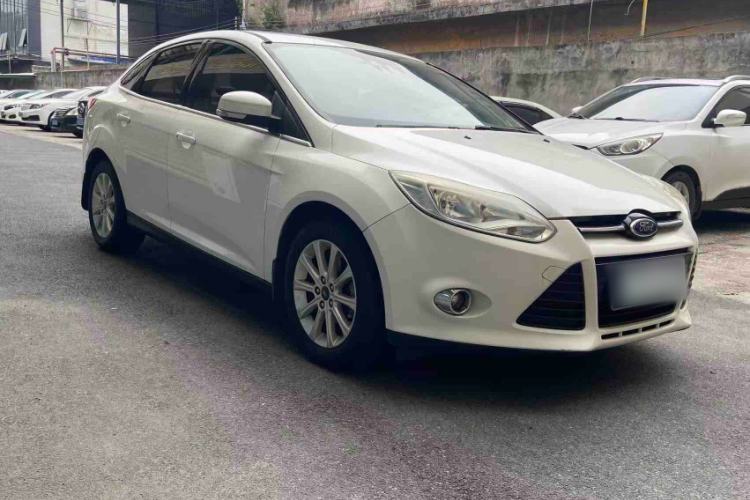 Used Ford Focus 2012 Sedan 2.0L Automatic Flagship Model Exterior 2
