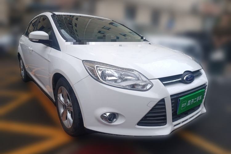 Used Ford Focus 2012 Hatchback 1.6L Automatic Fashion Edition Exterior 2