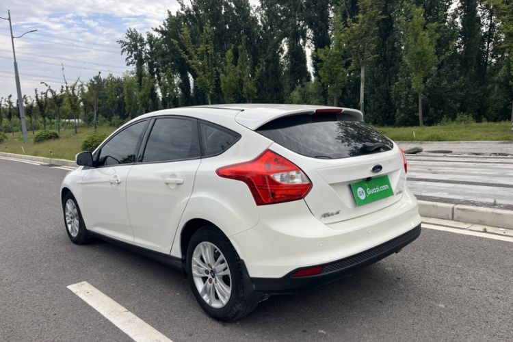 Used Ford Focus 2012 Hatchback 1.6L Automatic Comfort Model Exterior 2