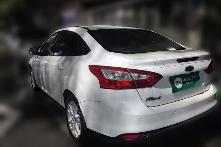 Used Ford Focus 2012 Sedan 1.6L Manual Comfort Model Exterior 3