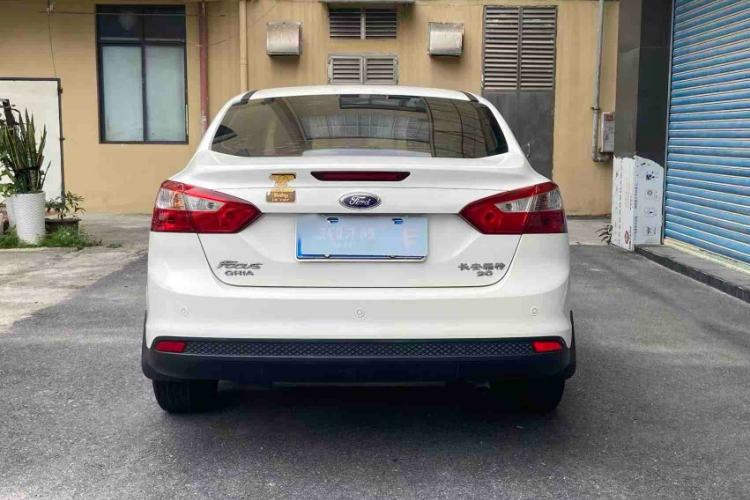 Used Ford Focus 2012 Sedan 2.0L Automatic Flagship Model Exterior 3