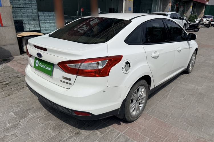 Used Ford Focus 2012 Sedan 1.6L Automatic Comfort Model Exterior 4