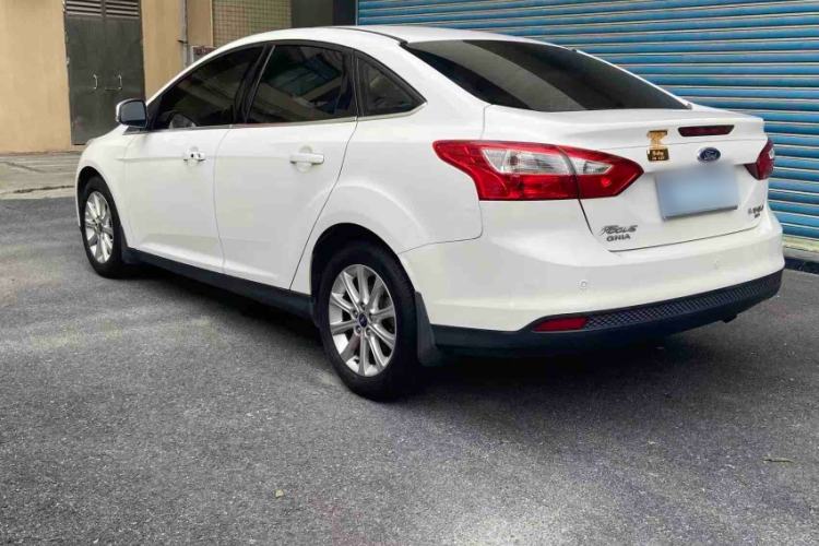 Used Ford Focus 2012 Sedan 2.0L Automatic Flagship Model Exterior 4