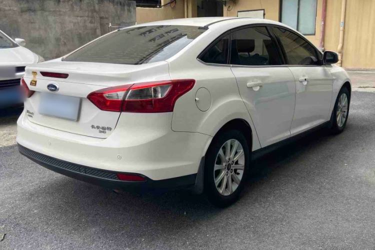 Used Ford Focus 2012 Sedan 2.0L Automatic Flagship Model Exterior 5