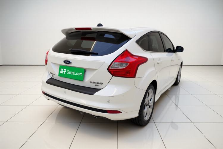 Used Ford Focus 2012 Hatchback 2.0L Manual Luxury Sport Model Exterior 5