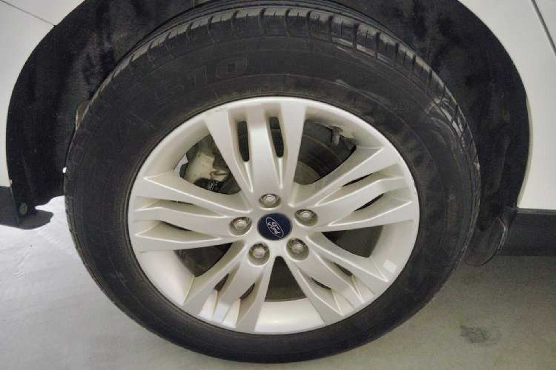 Used Ford Focus 2012 Sedan 1.6L Manual Comfort Model Exterior 5