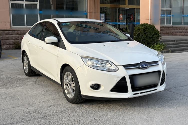 Used Ford Focus 2012 Sedan 1.6L Automatic Comfort Model Exterior 7