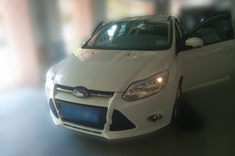 Gebrauchter Ford Focus 2012 Sedan 1.6L Manual Fashion Edition Guazi used car, China used car export, Used car for sale, Used  cars, Cheapest cars for sale