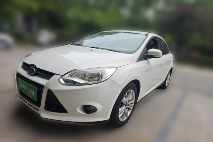 Used Ford Focus 2012 Sedan 1.6L Automatic Comfort Model Guazi used car, China used car export, Used car for sale, Used cars, Cheapest cars for sale
