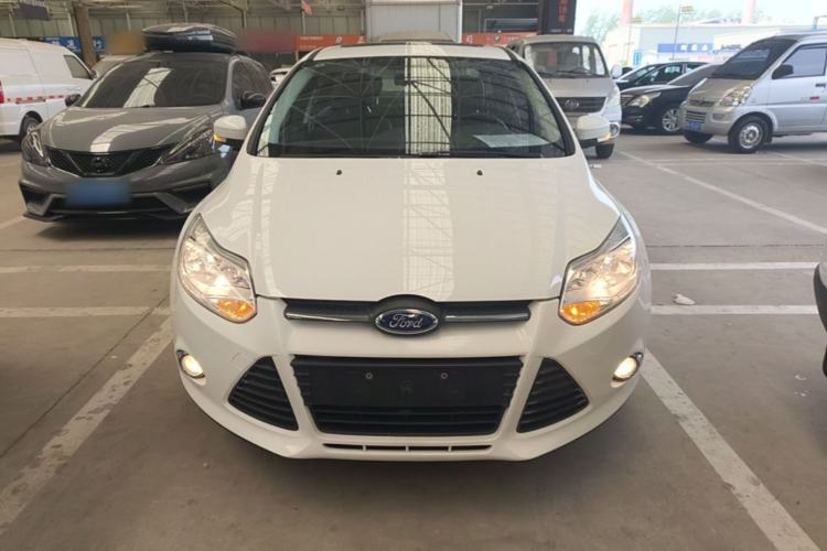 Used Ford Focus 2012 Sedan 1.6L Automatic Fashion Edition Front