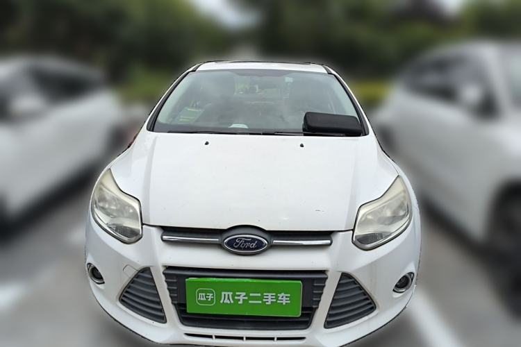 Used Ford Focus 2012 Sedan 1.6L Manual Fashion Edition Front