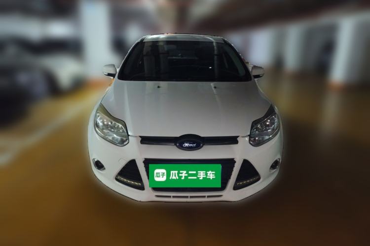 Used Ford Focus 2012 Hatchback 1.6L Automatic Fashion Edition Front