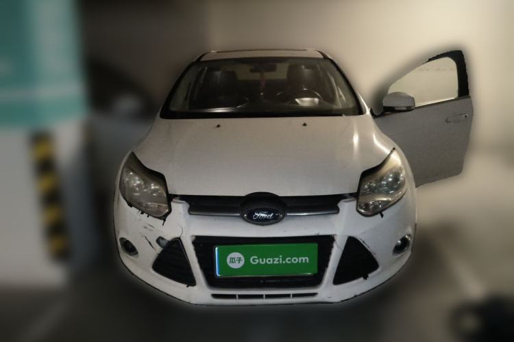 Used Ford Focus 2012 Sedan 1.6L Manual Fashion Edition Front