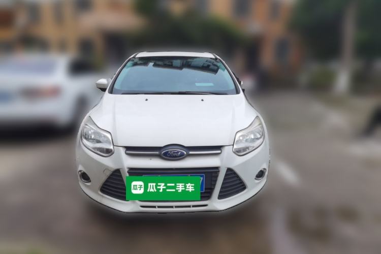 Used Ford Focus 2012 Sedan 1.6L Manual Fashion Edition Front