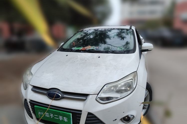 Used Ford Focus 2012 Sedan 1.6L Manual Fashion Edition Front