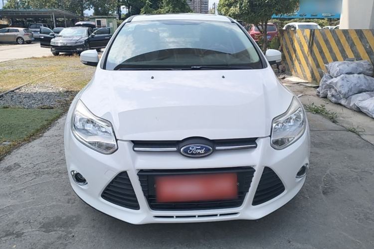 Used Ford Focus 2012 Sedan 1.6L Automatic Fashion Edition Front