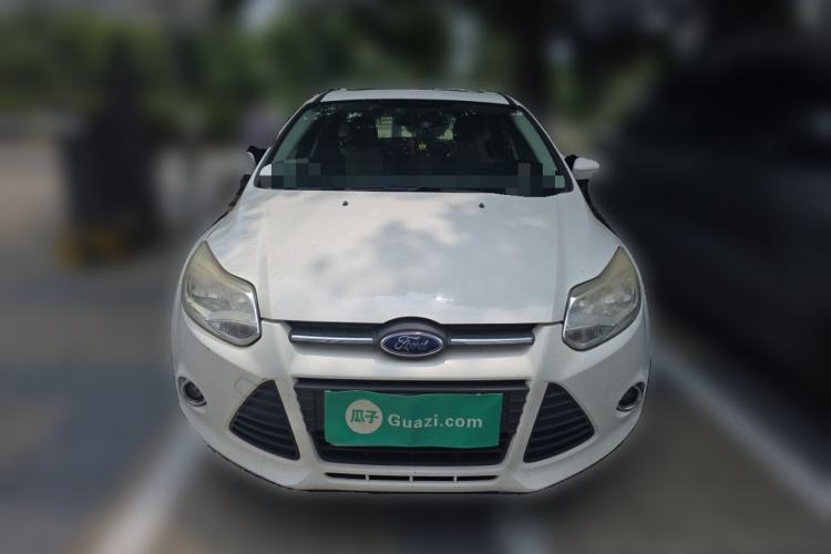 Used Ford Focus 2012 Hatchback 1.6L Automatic Fashion Edition Front