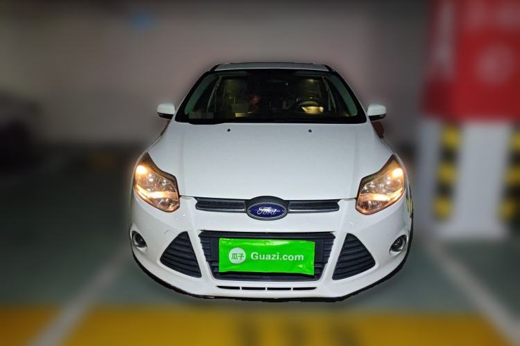 Used Ford Focus 2012 Sedan 1.6L Automatic Fashion Edition Front