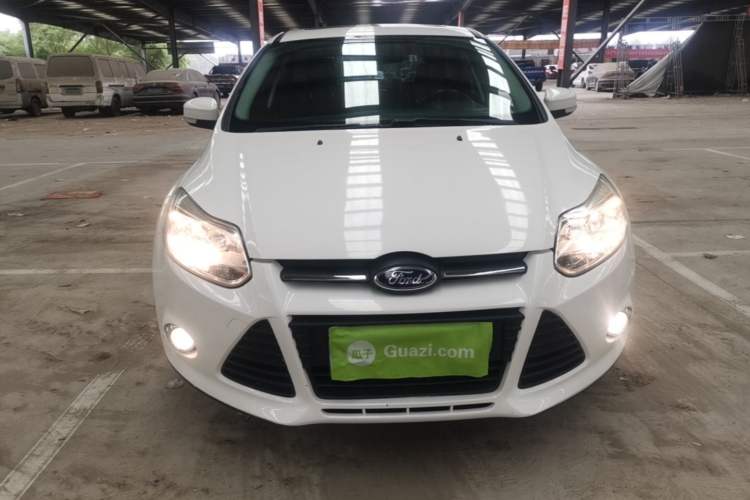 Used Ford Focus 2012 Hatchback 1.6L Automatic Fashion Edition Front
