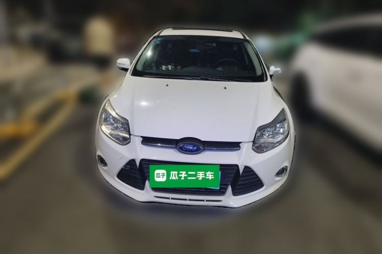 Used Ford Focus 2012 Hatchback 1.6L Automatic Fashion Edition Front
